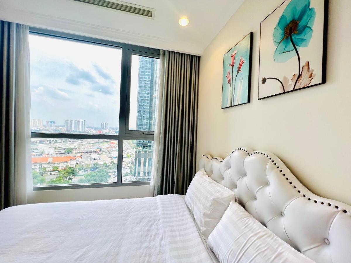 Vinhomes Central Park Luxury For Rent * TP. Hồ Chí Minh