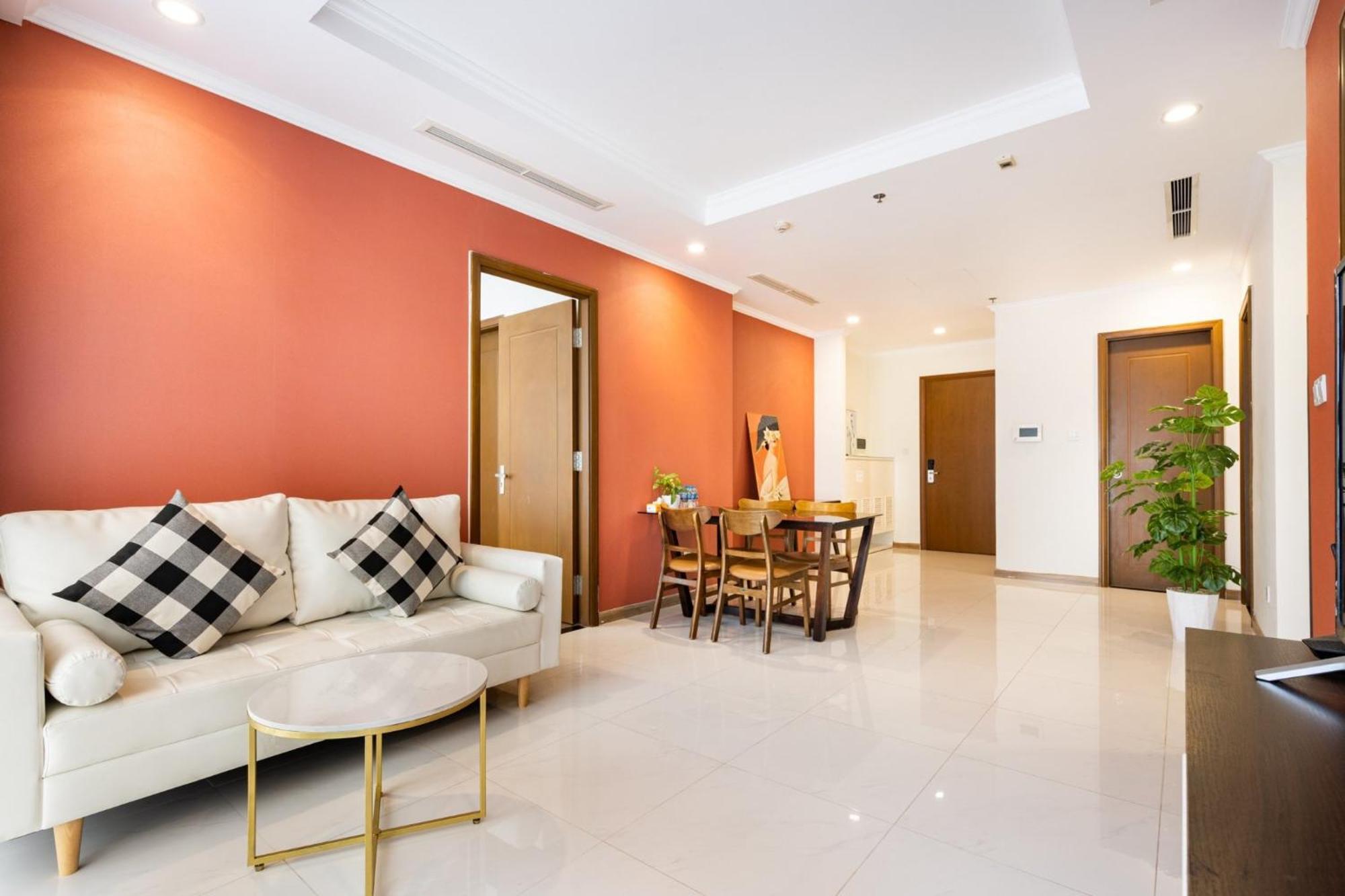 Căn hộ Vinhomes Central Park Luxury For Rent *