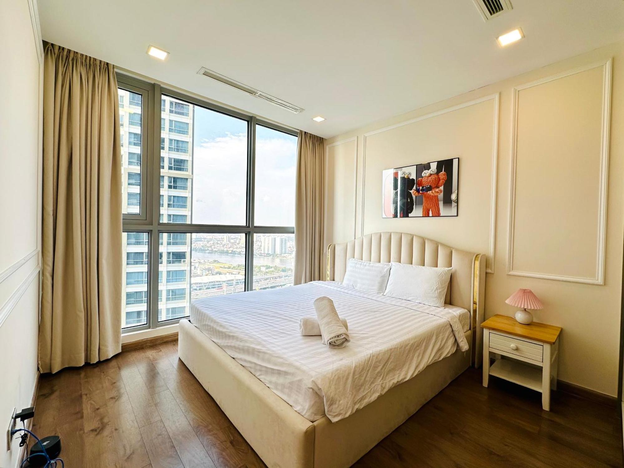Căn hộ Vinhomes Central Park Luxury For Rent TP. Hồ Chí Minh