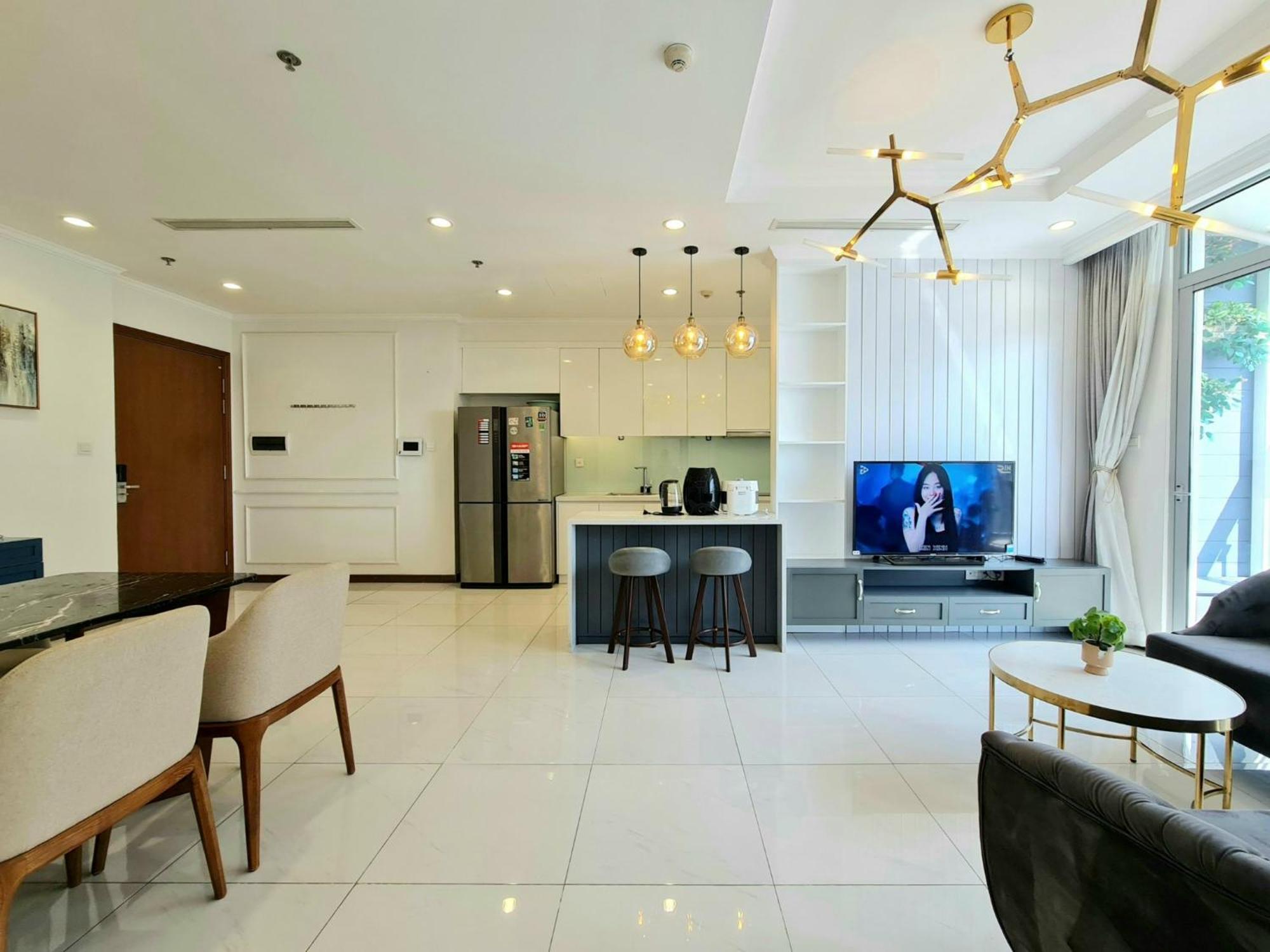 Vinhomes Central Park Luxury For Rent Căn hộ