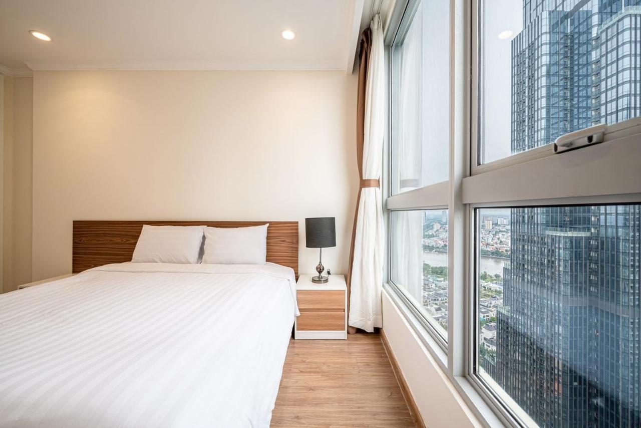 Vinhomes Central Park Luxury For Rent Căn hộ TP. Hồ Chí Minh