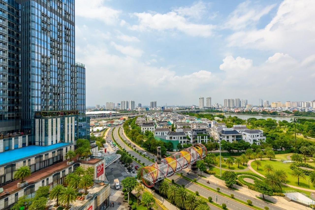 Vinhomes Central Park Luxury For Rent Căn hộ TP. Hồ Chí Minh